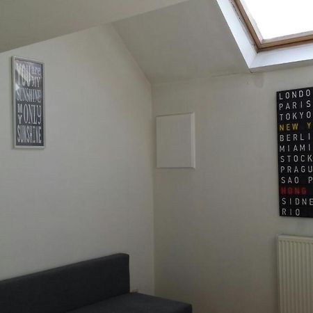 Central Duplex Sleeps 4 بروكسل المظهر الخارجي الصورة