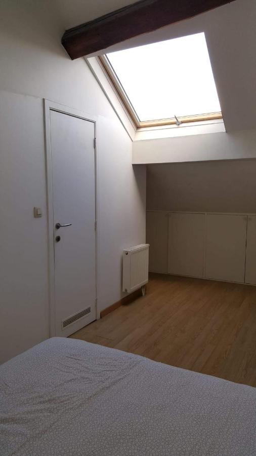 Central Duplex Sleeps 4 بروكسل المظهر الخارجي الصورة